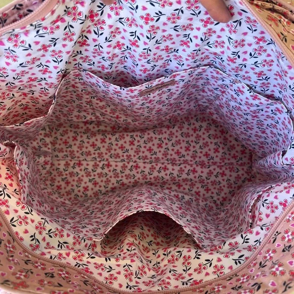 Vera Bradley Large Vera Tote in Sweethearts and Flowers - Picture 10 of 10
